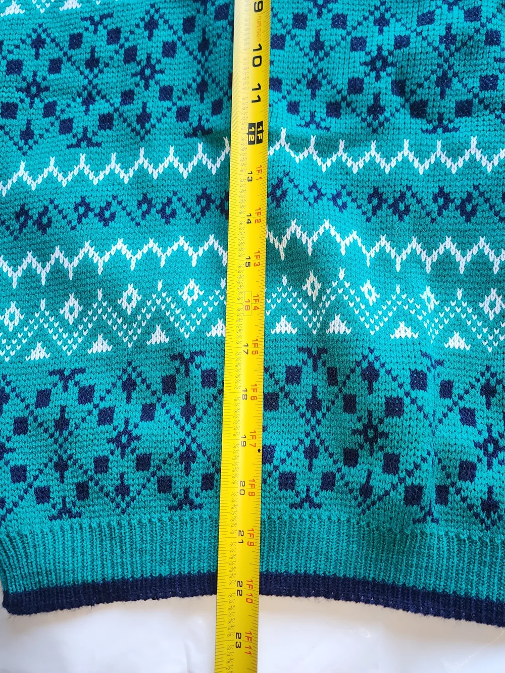 VTG URGENCY Women's Knit Sweater Multi-pattern  Geometric Rows Green Size Xlarge